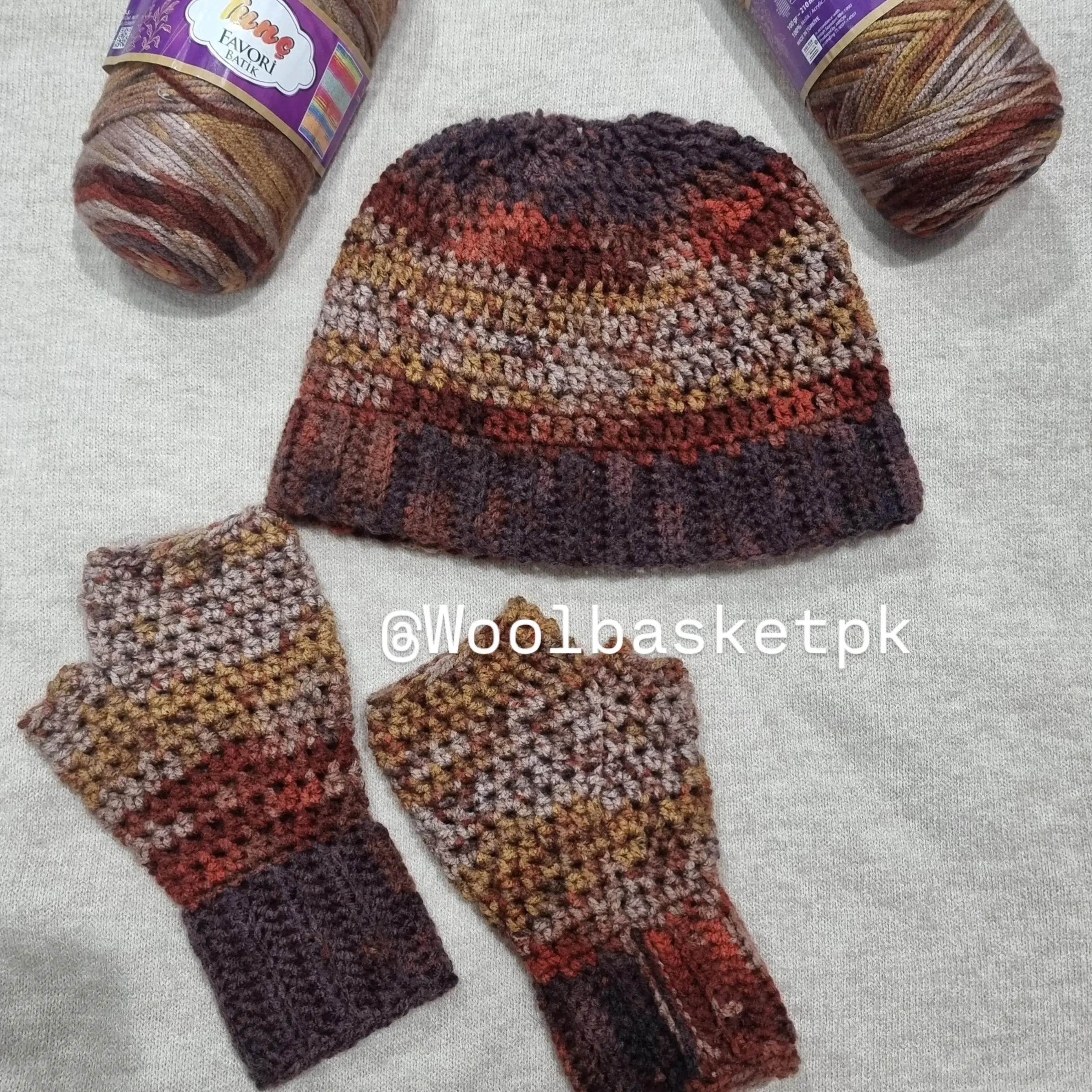Crochet Winter Beanie & Fingerless Gloves Set – Autumn Earth Tones