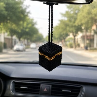 Khana Kaaba car hanging