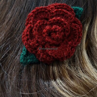 Rose with leaves hair clip