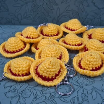 Crochet luffy hat keychain